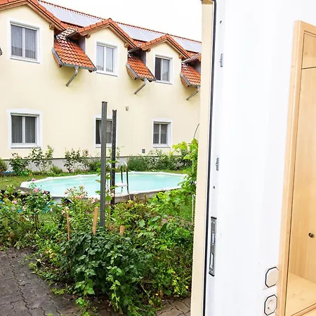 게스트하우스 Der Winzerhof