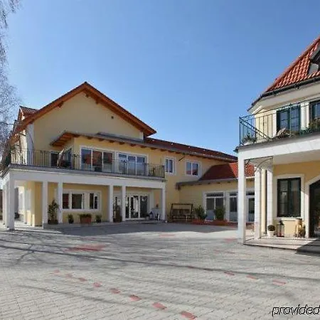 Der Winzerhof Gæstehus